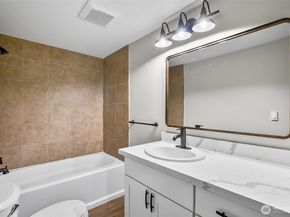 726 109th Street SE, Everett WA 98208