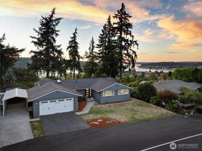 4645 116th Avenue SE, Bellevue WA 98006