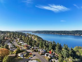 4645 116th Avenue SE, Bellevue WA 98006