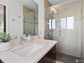 4645 116th Avenue SE, Bellevue WA 98006