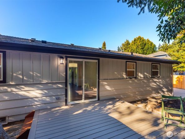 4602 SW Cloverdale Street, Seattle WA 98136