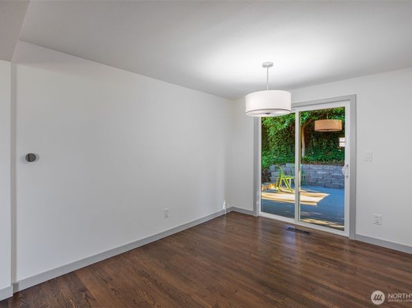 4602 SW Cloverdale Street, Seattle WA 98136