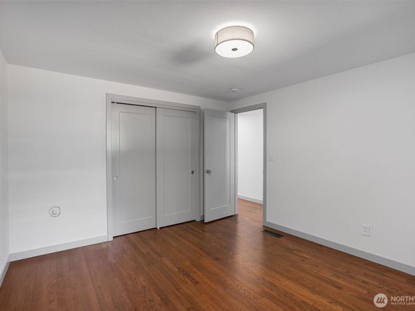4602 SW Cloverdale Street, Seattle WA 98136
