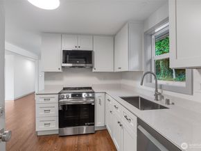 4602 SW Cloverdale Street, Seattle WA 98136