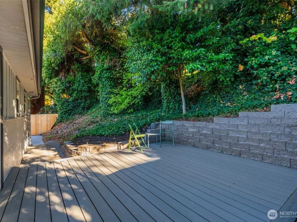 4602 SW Cloverdale Street, Seattle WA 98136