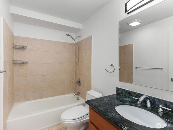 633 NW 85th Street 101, Seattle WA 98117
