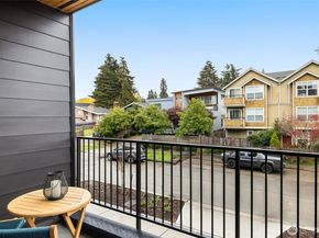 9211 D Densmore Avenue N, Seattle WA 98103