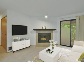 700 N 160th Street A314, Shoreline WA 98133