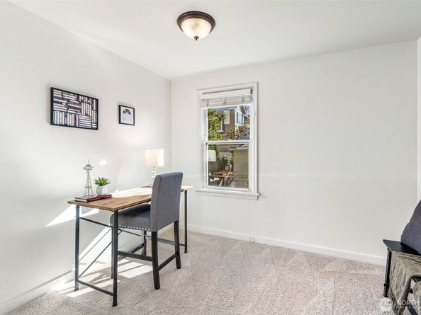 3034 31st Avenue W A, Seattle WA 98199