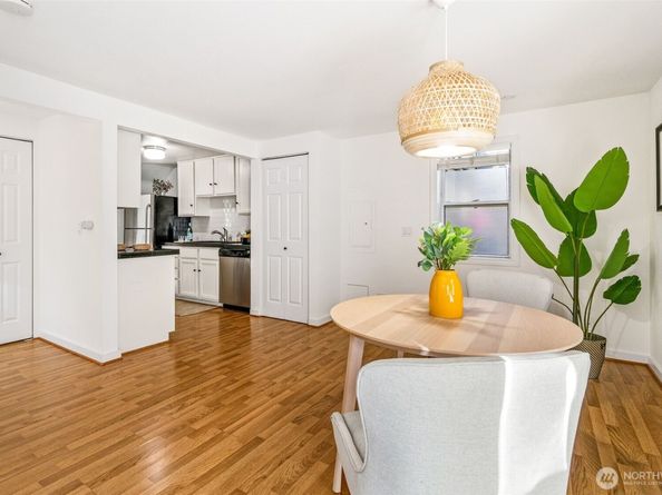 3034 31st Avenue W A, Seattle WA 98199