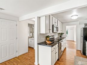 3034 31st Avenue W A, Seattle WA 98199