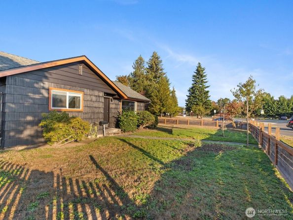 1201 H Street SE, Auburn WA 98002