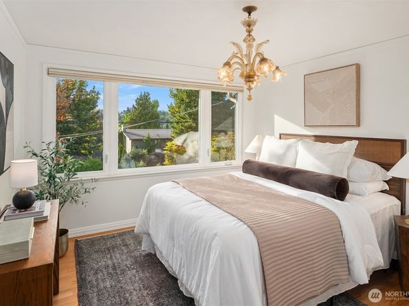 3516 31st Avenue W, Seattle WA 98199
