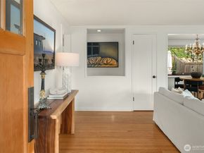 3516 31st Avenue W, Seattle WA 98199
