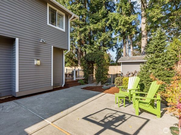 102 Stone Ridge Drive, Snohomish WA 98290
