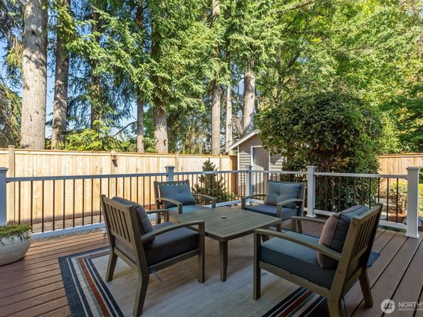 102 Stone Ridge Drive, Snohomish WA 98290