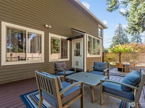 102 Stone Ridge Drive, Snohomish WA 98290