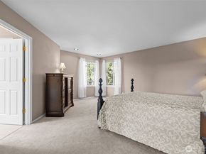 102 Stone Ridge Drive, Snohomish WA 98290
