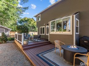 102 Stone Ridge Drive, Snohomish WA 98290