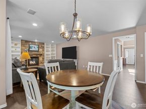 102 Stone Ridge Drive, Snohomish WA 98290