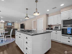102 Stone Ridge Drive, Snohomish WA 98290