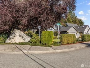 102 Stone Ridge Drive, Snohomish WA 98290