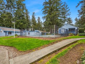 4300 NE Sunset Boulevard C6, Renton WA 98059