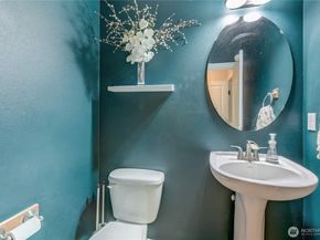 19424 7th Avenue SE, Bothell WA 98012