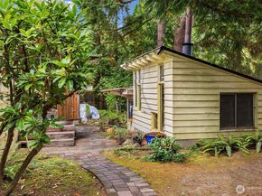 15010 Ashworth Avenue N, Shoreline WA 98133