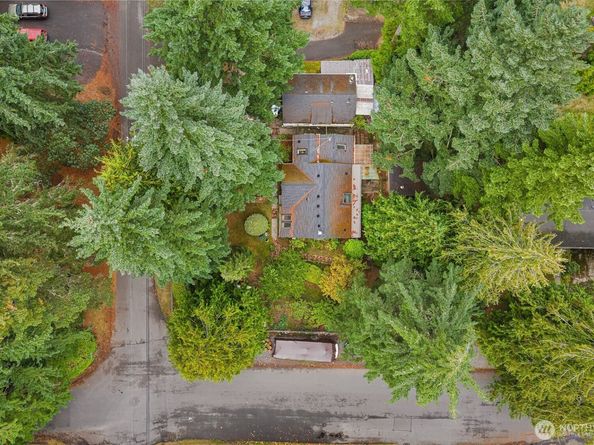 15010 Ashworth Avenue N, Shoreline WA 98133