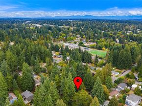 15010 Ashworth Avenue N, Shoreline WA 98133