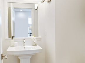 14131 266th Avenue NE 101, Duvall WA 98019