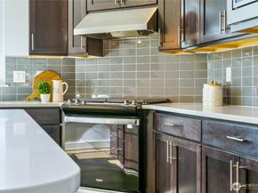 14131 266th Avenue NE 101, Duvall WA 98019