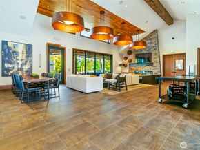 14131 266th Avenue NE 101, Duvall WA 98019
