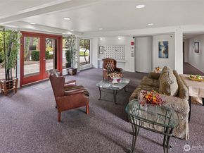 8516 196th Street SW 302, Edmonds WA 98026