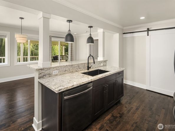 2808 Kennewick Place NE, Renton WA 98056