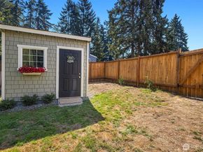 2808 Kennewick Place NE, Renton WA 98056