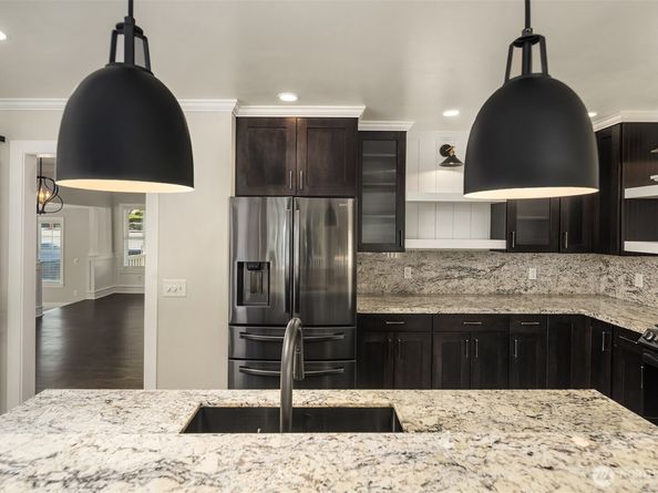 2808 Kennewick Place NE, Renton WA 98056