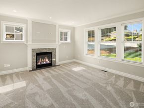 2808 Kennewick Place NE, Renton WA 98056