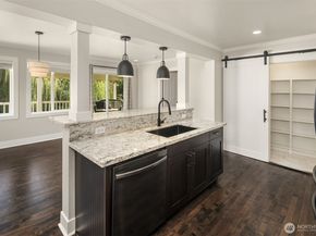 2808 Kennewick Place NE, Renton WA 98056