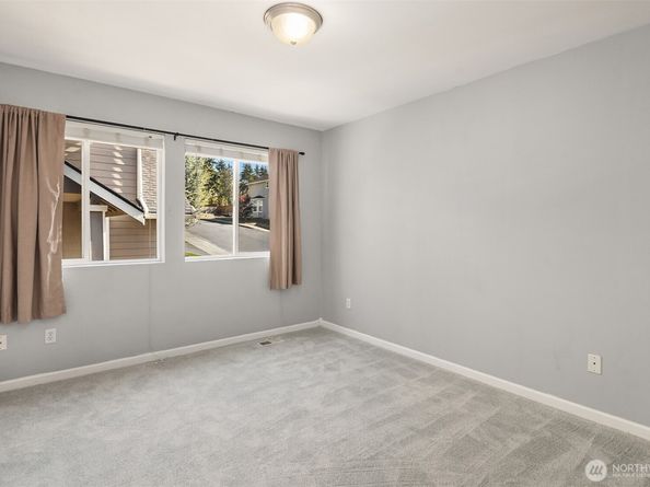 27852 31st Place S, Auburn WA 98001