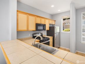 27852 31st Place S, Auburn WA 98001