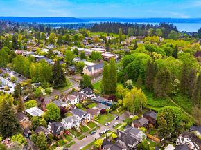 4326 NE 44th Street, Seattle WA 98105