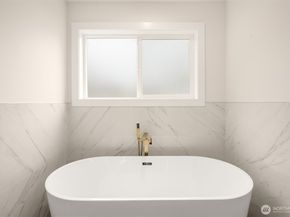 4326 NE 44th Street, Seattle WA 98105