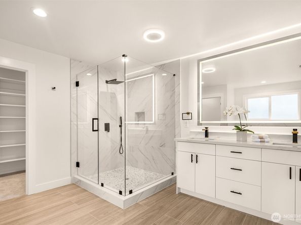 4326 NE 44th Street, Seattle WA 98105