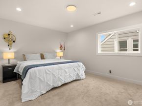 4326 NE 44th Street, Seattle WA 98105