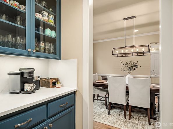 27528 SE 28th Court, Sammamish WA 98075