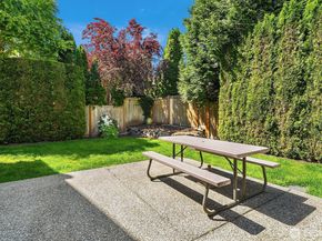 27528 SE 28th Court, Sammamish WA 98075