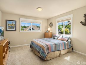 27528 SE 28th Court, Sammamish WA 98075