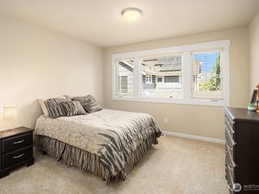 27528 SE 28th Court, Sammamish WA 98075